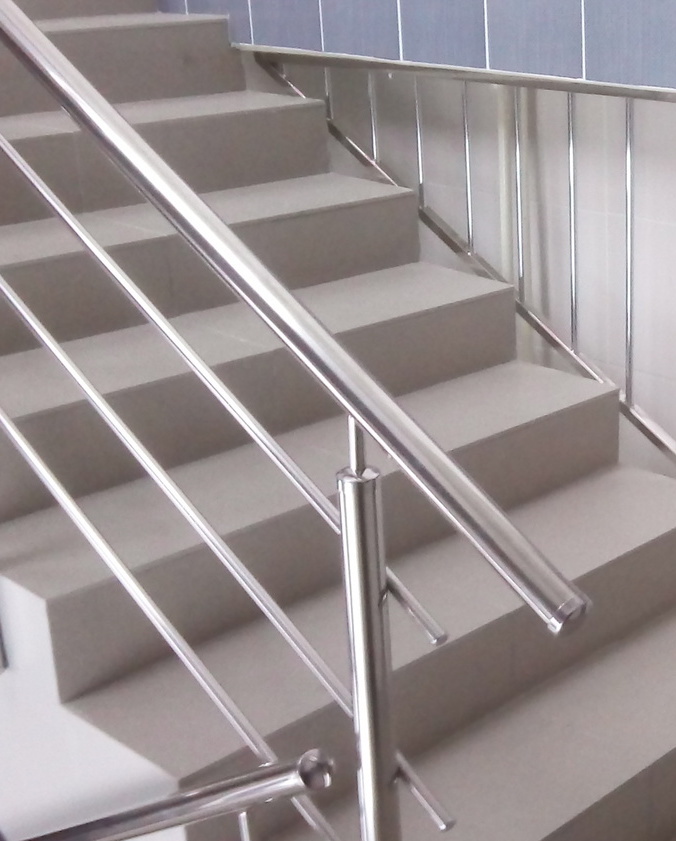 Выполненный заказ — Лестничные ограждения в частном коттедже на ул. Каспийской, г. Томск, январь 2018